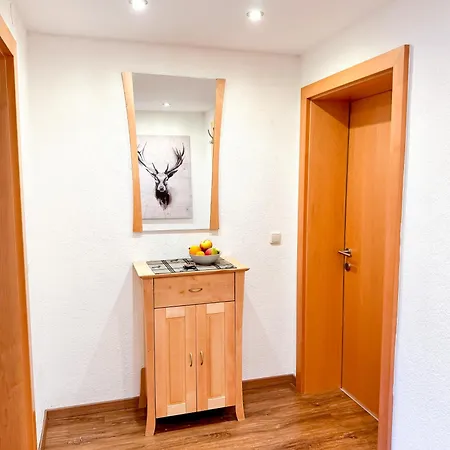 Bergfried Appartements - Ski In Ski Out, Inklusive Sommerkarte, Zentral Mit Ausblick Ueber Kaprun Exterior photo